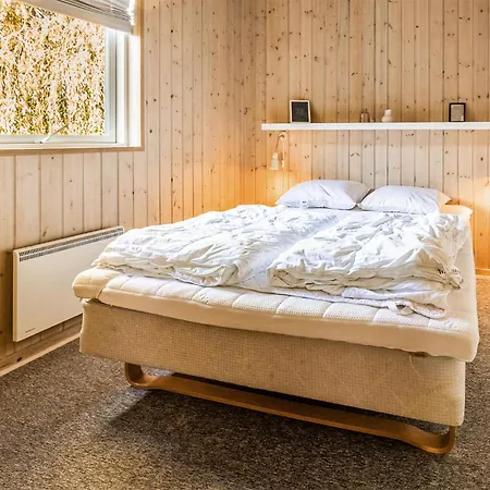 Semesterbostad Mysigt Hem I Med Bastu *