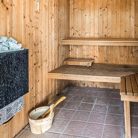 Cozy In With Sauna