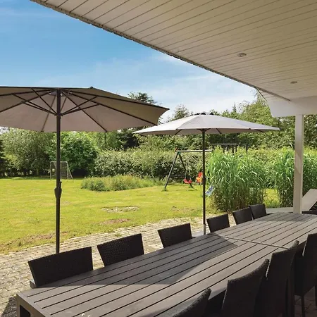 Mysigt Hem I Med Bastu *